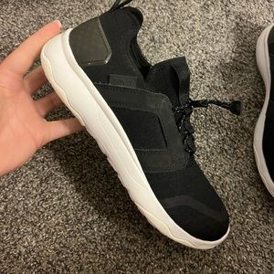 Womens Teva sneakers